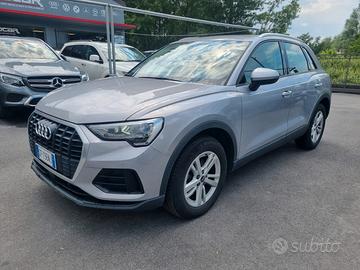 Audi Q3 35 TDI S tronic Business