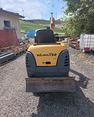 Komatsu pc15