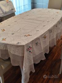 tovaglia da tavola per 12 lino e uncinetto 
