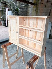 Credenza rustica in legno di abete 