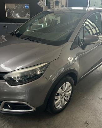 Renault Captur 1.5 dCi 8V 90 CV