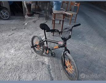 BMX STUNT