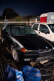BMW
Serie 3 (E36) coupé anni 90
