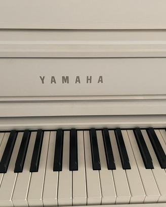 Yamaha Clavinova CLP-535WH