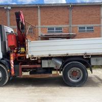 IVECO 150E23A CON CASSONE RIBALT.TRILAT. E GRU R