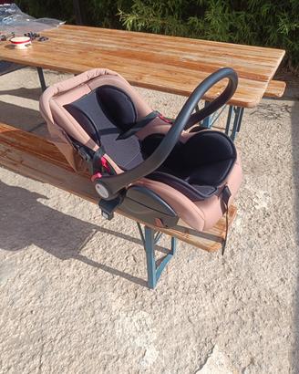 Seggiolino auto ovetto neonato 