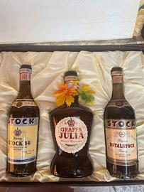 Cofanetto vintage grappajulia brandy stock stock84