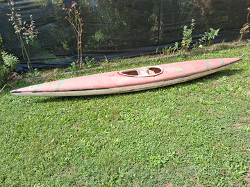 Canoa/kayak in vetroresina