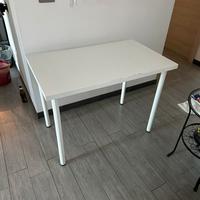 Scrivania/Tavolo Bianco IKEA