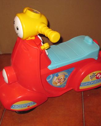 Scooter Fisher Price no chicco