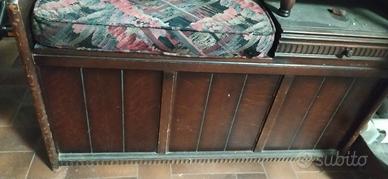 Cassapanca con cuscino