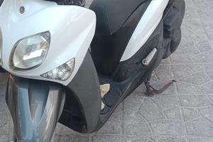  Yamaha  