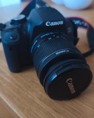 Canon EOS 650D con corredo completo
