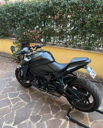 Suzuki gsx s 950 A2