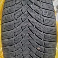 Pneumatici invernali 225/45 R17 Bridgestone 70%