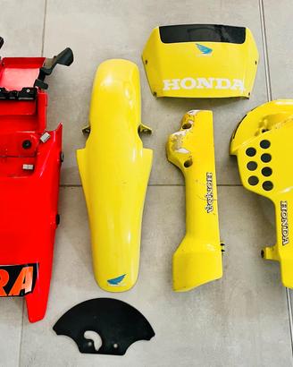 CARENE DOMINATOR HONDA NX 650 DAL 1988 6 PZ