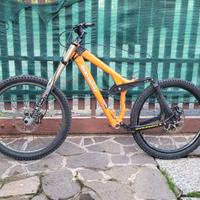 Telaio MTB DH/Freeride