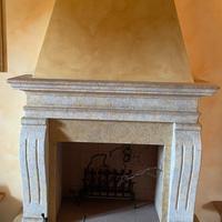 Rivestimento camino in marmo