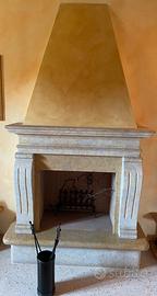 Rivestimento camino in marmo