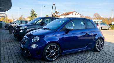Abarth 595C Cabrio 2016 - Blu – Interni rossi