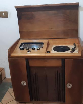 mobile radio e giradischi anni 50