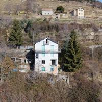 CASA INDIPENDENTE A TRIORA