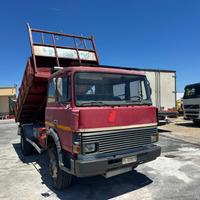 Iveco 145-17 ribaltabile