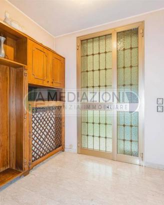 Villa di 361 m² con più di 5 locali a Mira