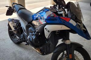 MOTO BMW R1300 GS