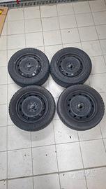 gomme invernali con cerchi 195 55 R15 fiat lancia 