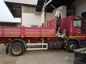 Iveco 120 gru e cassone del 2010