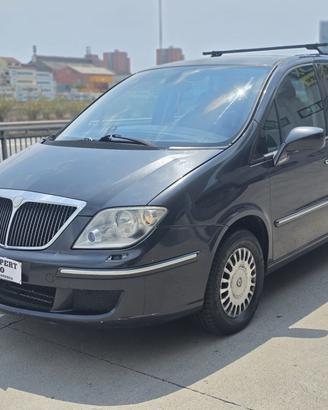 Lancia Phedra 2.2 JTD Emblema FAP 7POSTI