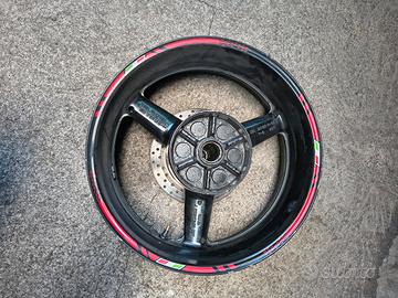 cerchio moto R1