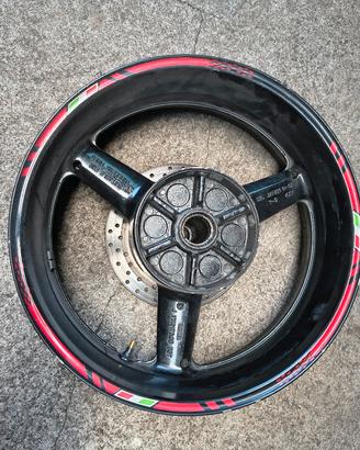 cerchio moto R1