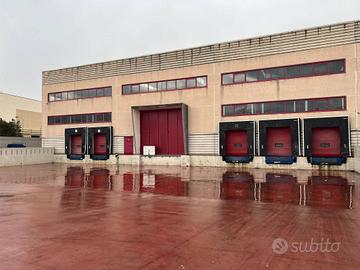 Immobile di 8250 m² con 1 locale a Carinaro