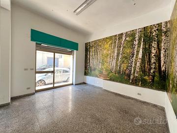 Locale magazzino al piano terra
