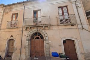 Casa indipendente (NON CONDOMINIO)