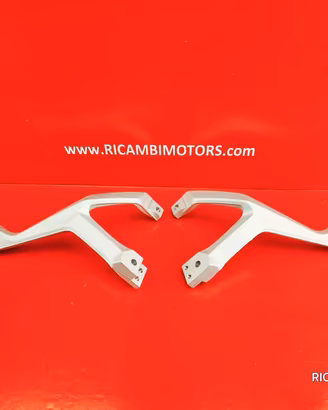 PEDANA POGGIAPIEDI DUCATI PANIGALE 899