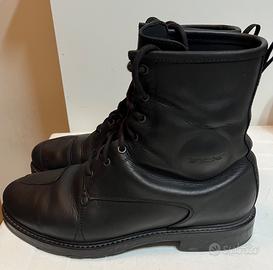 Stivaletti pelle uomo neri vintage stile anfibio