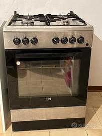 Cucina/ Forno Beko FSE62110DX