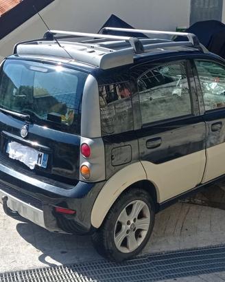 Panda 4X4 con gancio traino