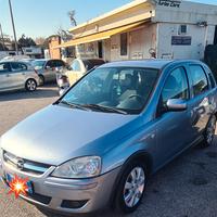 Opel Corsa 1.2 5 porte cosmo
