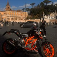 DUKE 390 2015
