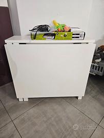 Tavolo a ribalta Ikea