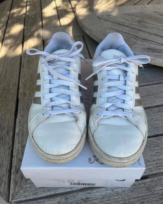 Sneaker Adidas Grand cout