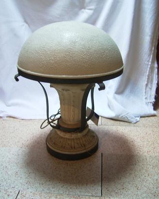 Lampada da tavolo