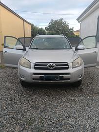 Toyota RAV4 2.2 D-4D 185 CV - 2006