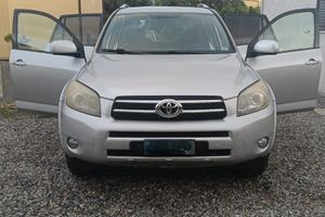 Toyota RAV4 2.2 D-4D 185 CV - 2006