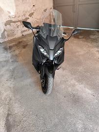 Yamaha T Max 560 - 2022