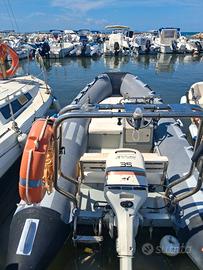 gommone BWA autosvotante 4,40 mt 